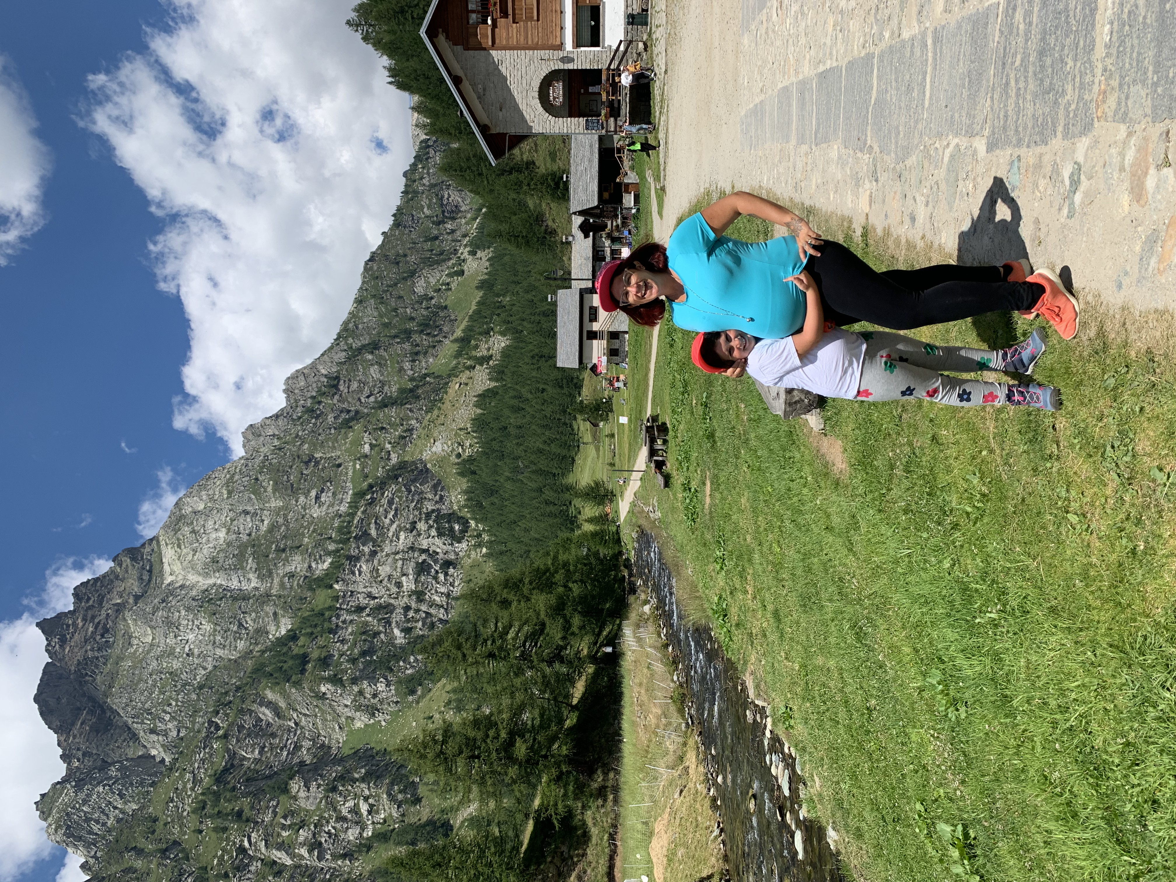 Chiara e Mimi a Crampiolo